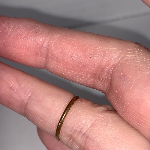 1.3mm Gold Filled Plain Band Ring, Size 3 1/4 - Picture 6 of 8